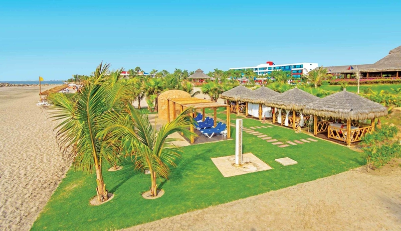 Imagen de los exteriores del Hotel Royal Decameron Punta Centinela. Foto 8