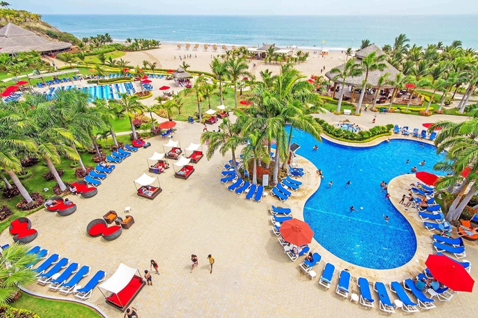 Imagen de la piscina del Hotel Royal Decameron Punta Centinela. Foto 12