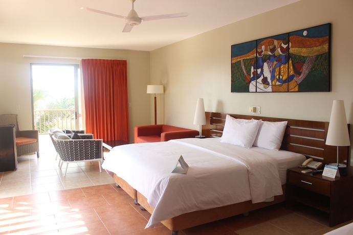 Imagen de la habitación del Hotel Royal Decameron Punta Sal. Foto 8