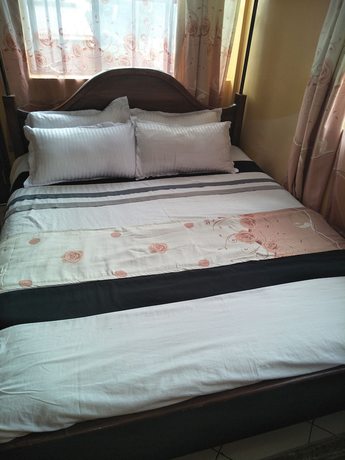 Imagen de la habitación del Hotel Royal Delight and Apartments. Foto 7