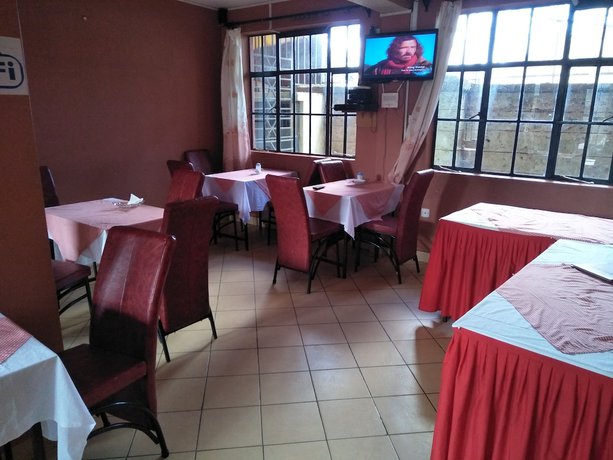 Imagen del bar/restaurante del Hotel Royal Delight and Apartments. Foto 5