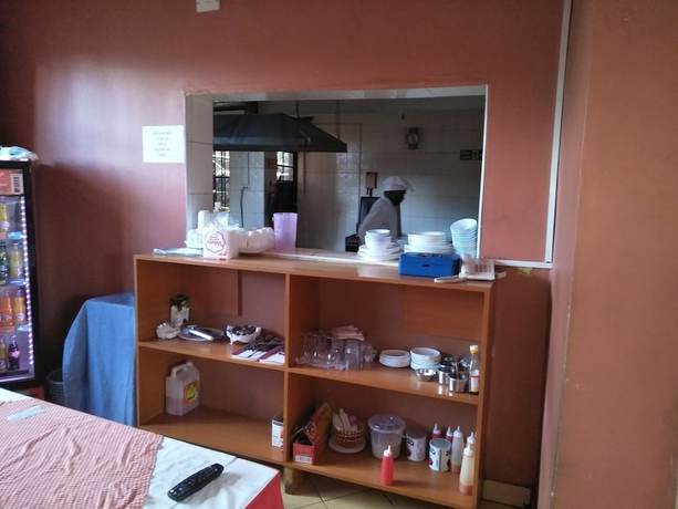 Imagen de los interiores del Hotel Royal Delight and Apartments. Foto 11