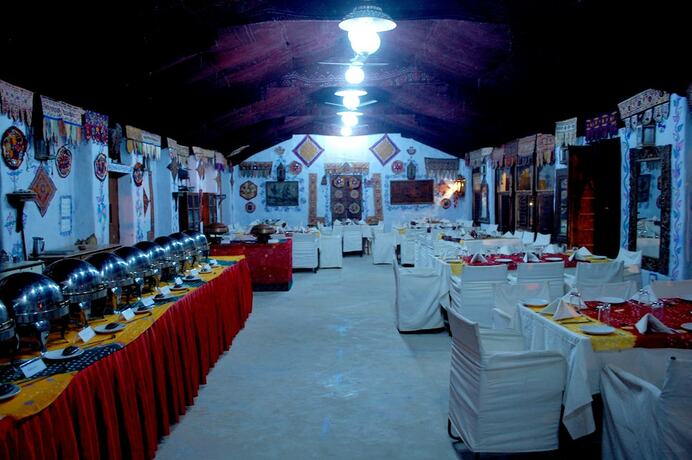 Imagen general del Hotel Royal Desert Camps. Foto 12