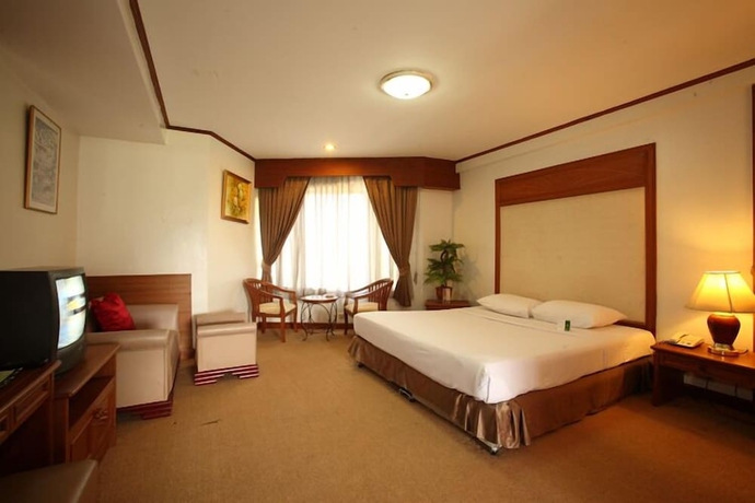 Imagen de la habitación del Hotel Royal Diamond, Phetchaburi. Foto 8