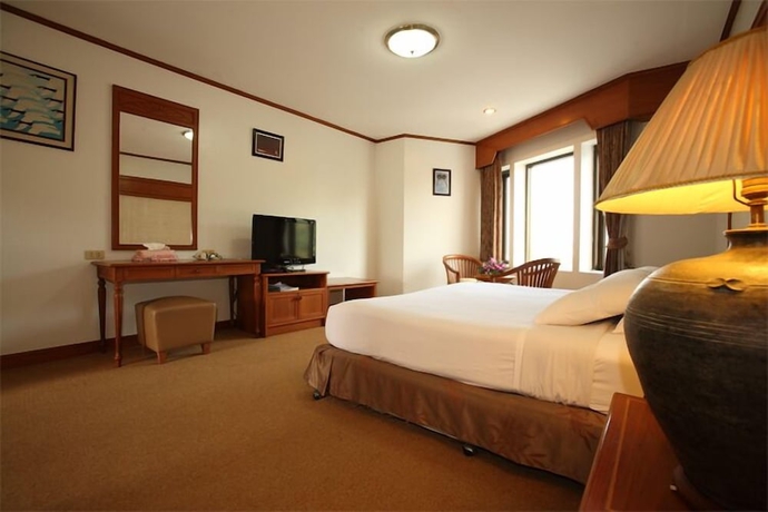 Imagen de la habitación del Hotel Royal Diamond, Phetchaburi. Foto 11