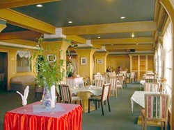 Imagen del bar/restaurante del Hotel Royal Dokmaidaeng. Foto 3