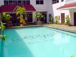 Imagen de la piscina del Hotel Royal Dokmaidaeng. Foto 5