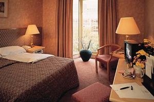 Imagen de la habitación del Hotel Royal Dublin. Foto 2