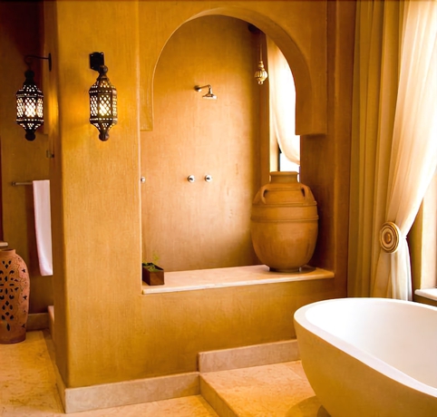 Imagen de la habitación del Hotel Royal Elephant and Conference Centre. Foto 16