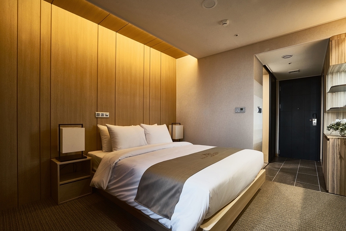 Imagen de la habitación del Hotel Royal Emporium. Foto 13