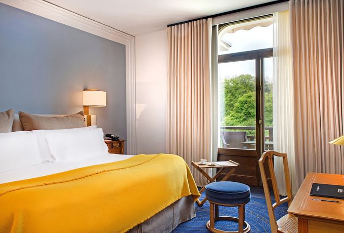 Imagen de la habitación del Hotel Royal Evian Resort. Foto 14