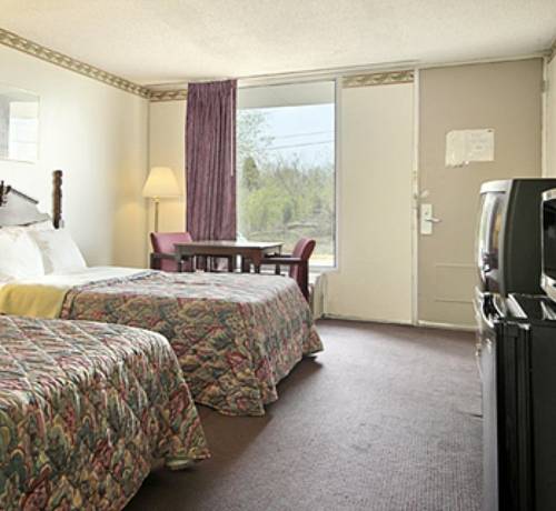 Imagen de la habitación del Hotel Royal Extended Stay Alcoa. Foto 3