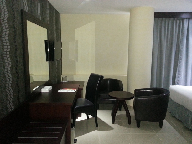 Imagen de la habitación del Hotel Royal Falcon. Foto 6