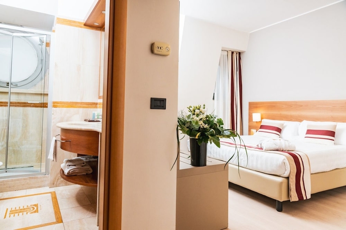 Imagen de la habitación del Hotel Royal Falcone. Foto 9