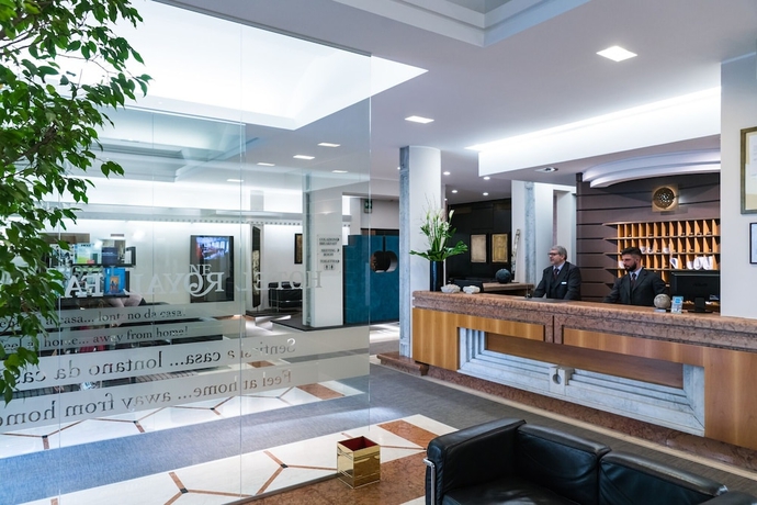 Imagen de los interiores del Hotel Royal Falcone. Foto 19