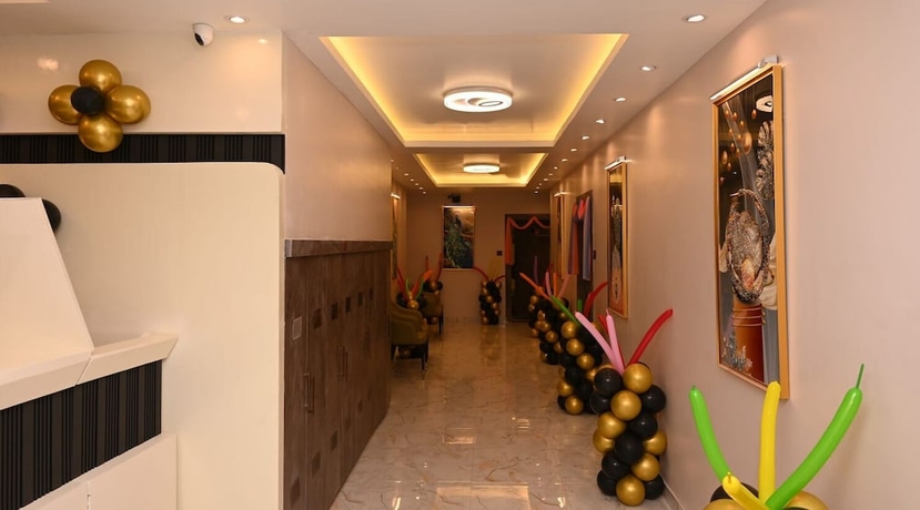 Imagen de los interiores del Hotel Royal Galaxy Homes. Foto 11