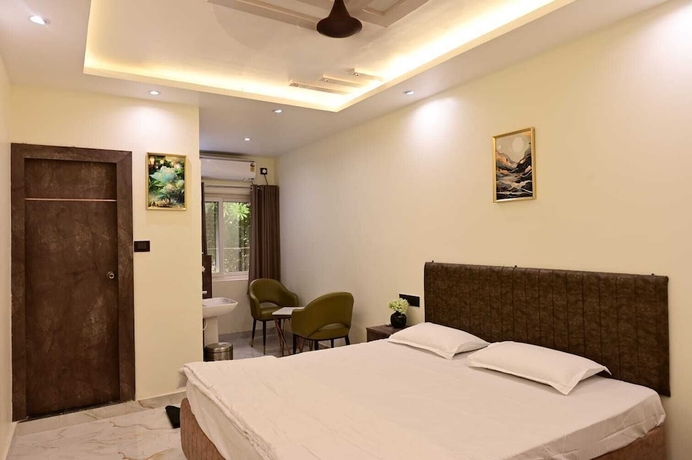 Imagen de la habitación del Hotel Royal Galaxy Homes. Foto 5