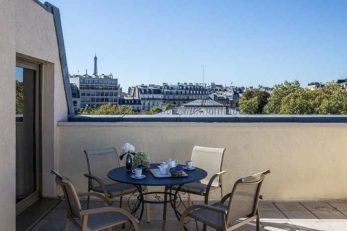 Imagen de los exteriores del Hotel Royal Garden Champs-Elysees. Foto 10