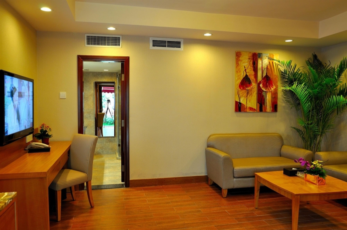 Imagen de los interiores del Hotel Royal Garden, Guangzhou. Foto 12