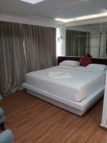Imagen de la habitación del Hotel Royal Garden Home. Foto 6