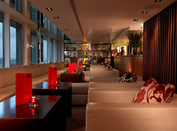 Imagen del bar/restaurante del Hotel Royal Garden, Kensington. Foto 6