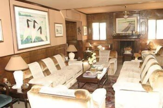 Imagen de los interiores del Hotel Royal Gardens. Foto 19