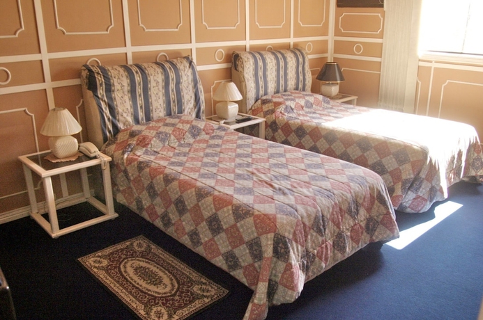 Imagen de la habitación del Hotel Royal Gardens. Foto 2