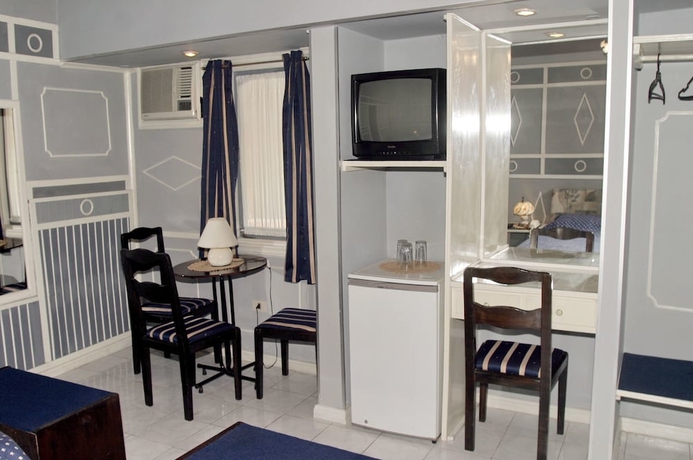 Imagen de la habitación del Hotel Royal Gardens. Foto 16