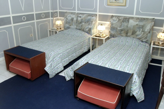 Imagen de la habitación del Hotel Royal Gardens. Foto 17
