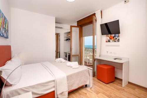 Imagen de la habitación del Hotel Royal Garn&igrave;. Foto 19