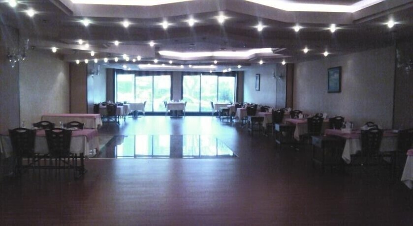 Imagen del bar/restaurante del Hotel Royal Gaziantep. Foto 3