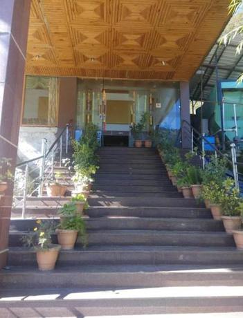 Imagen general del Hotel Royal Grand By Skua World. Foto 8