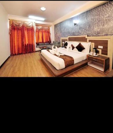 Imagen general del Hotel Royal Grand By Skua World. Foto 12