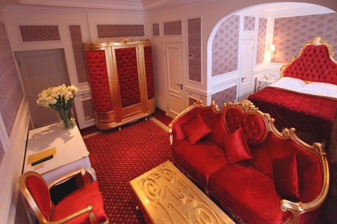 Imagen general del Hotel Royal Grand, Kiev. Foto 1