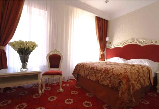 Imagen de la habitación del Hotel Royal Grand, Kiev. Foto 8
