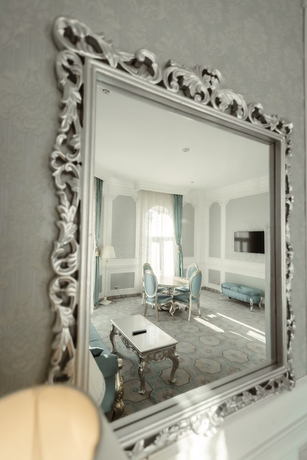 Imagen de la habitación del Hotel Royal Grand, Kiev. Foto 15