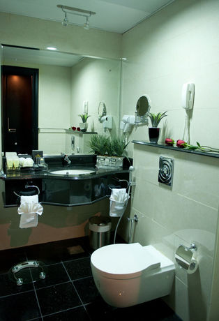 Imagen de la habitación del Hotel Royal Grand Suite. Foto 2