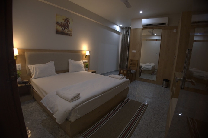 Imagen de la habitación del Hotel Royal Greens. Foto 7