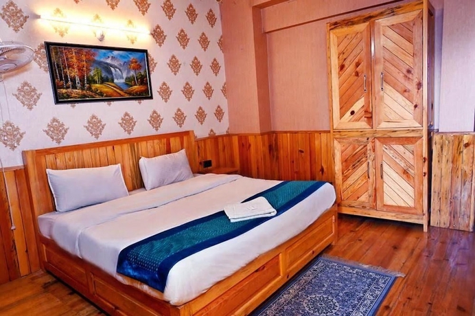 Imagen de la habitación del Hotel Royal Guest House, Almora. Foto 4