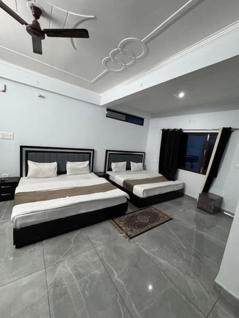 Imagen de la habitación del Hotel Royal Guest House, Almora. Foto 7