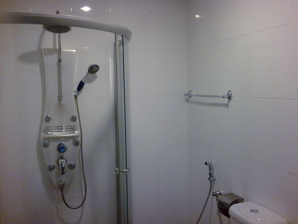 Imagen de los interiores del Hotel Royal Guest House, Kota Bharu. Foto 14