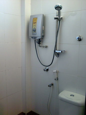Imagen de la habitación del Hotel Royal Guest House, Kota Bharu. Foto 11
