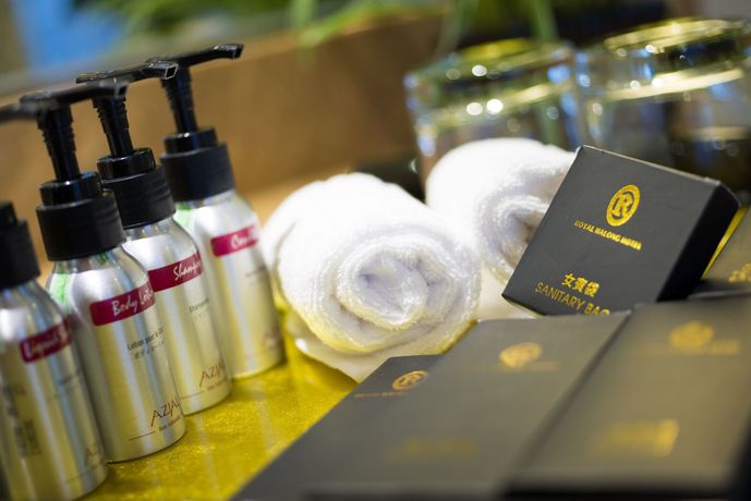 Imagen de la habitación del Hotel Royal Halong. Foto 8