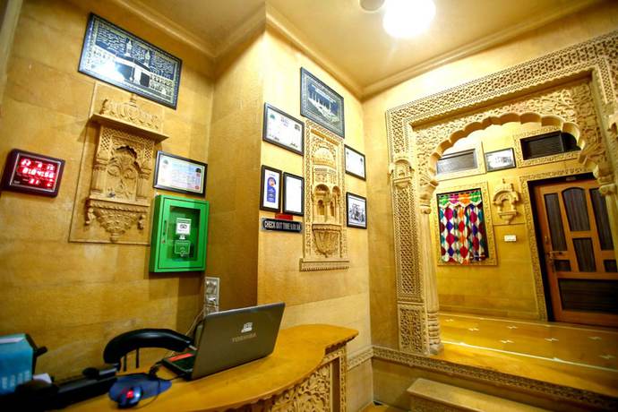 Imagen de los interiores del Hotel Royal Haveli. Foto 18