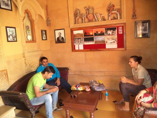 Imagen de los interiores del Hotel Royal Haveli. Foto 20