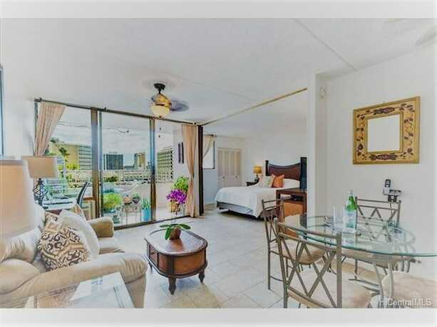 Imagen de la habitación del Hotel Royal Hawaiian Hospitality. Foto 18