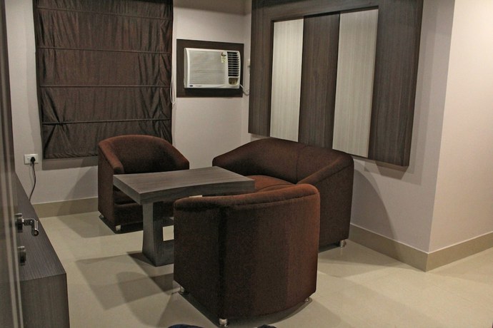 Imagen de la habitación del Hotel Royal Heritage, Guwahati. Foto 8