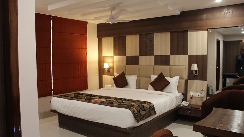 Imagen de la habitación del Hotel Royal Heritage, Guwahati. Foto 10