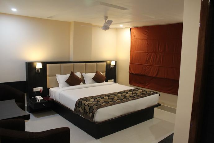 Imagen de la habitación del Hotel Royal Heritage, Guwahati. Foto 12
