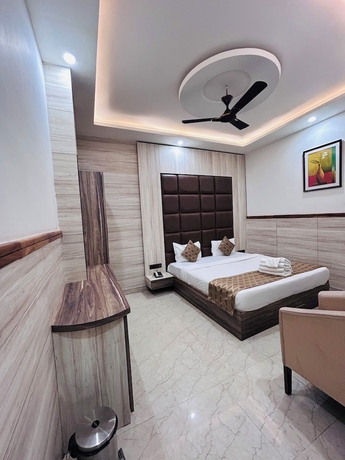 Imagen de la habitación del Hotel Royal Heritage and Resort. Foto 10